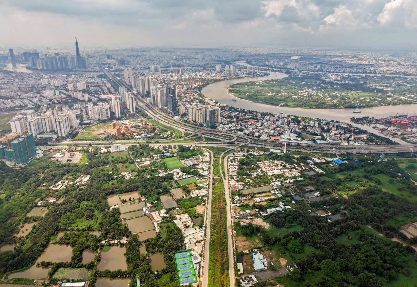 bất động sản khu đông TP. HCM - BRE