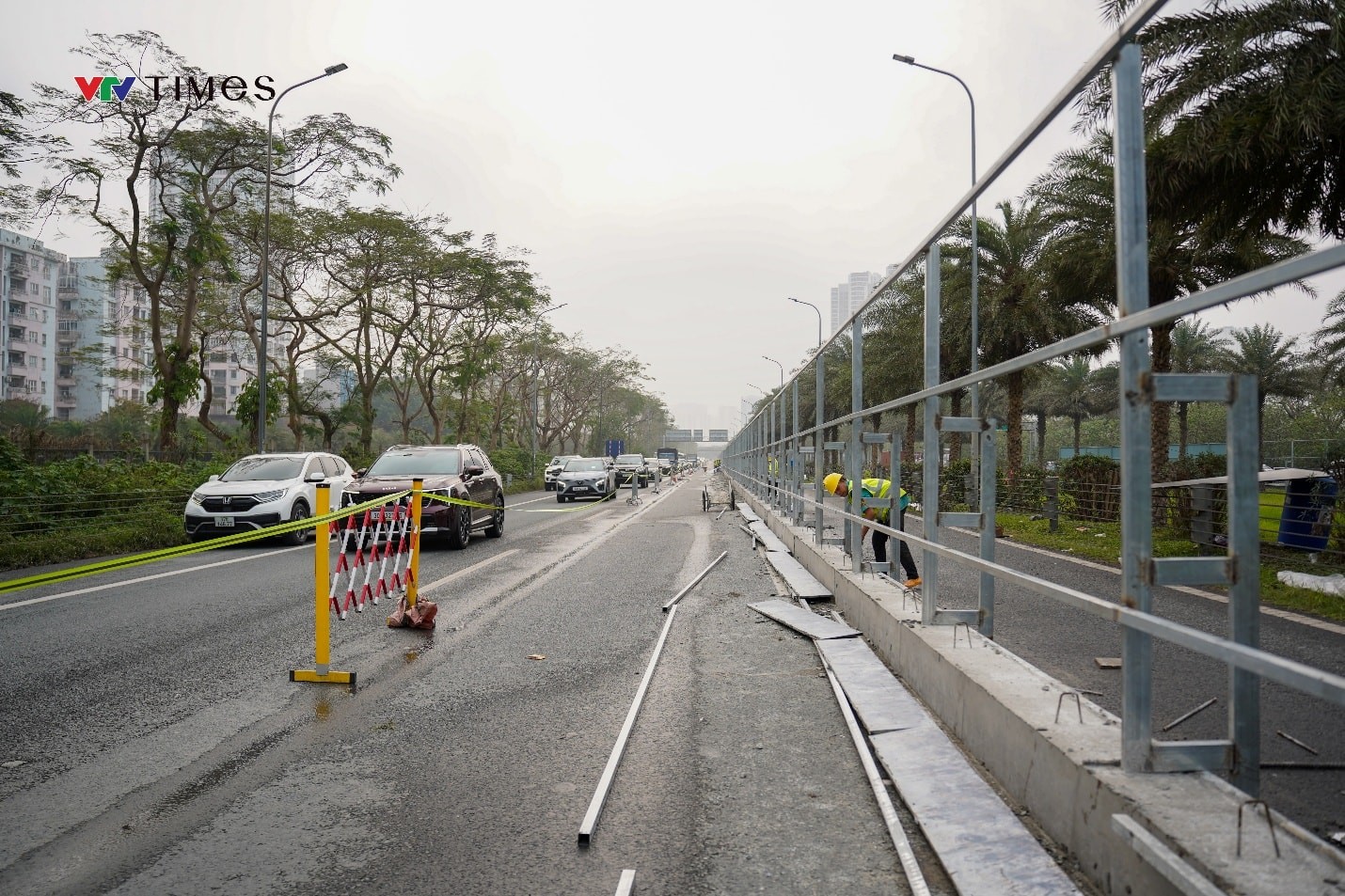 Cuộc đua đầy kịch tính của bất động sản dọc Đại lộ Thăng Long.