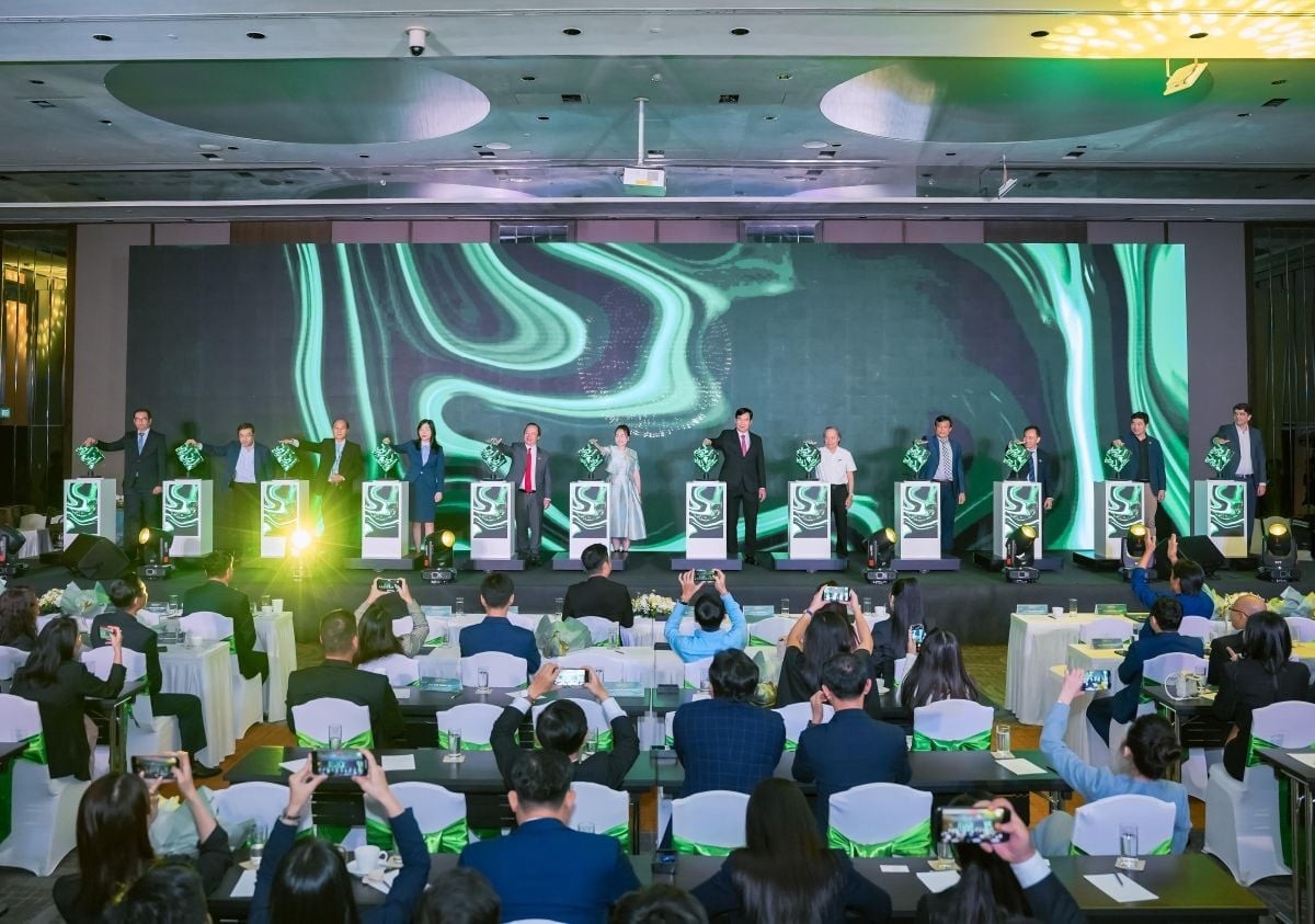 Lê Phong Group ký kết hợp tác trong dự án The Emerald Boulevard, hứa hẹn nhiều tiện ích.