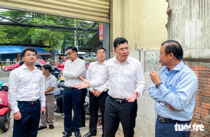 Dự án nâng cấp quốc lộ 13 tại TP.HCM đang đối mặt với nhiều thách thức.