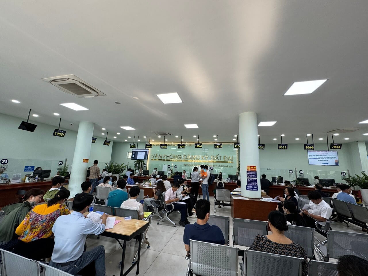 Giữ hay chuyển Văn phòng Đăng ký đất đai về cấp xã? Nhiều ý kiến trái chiều