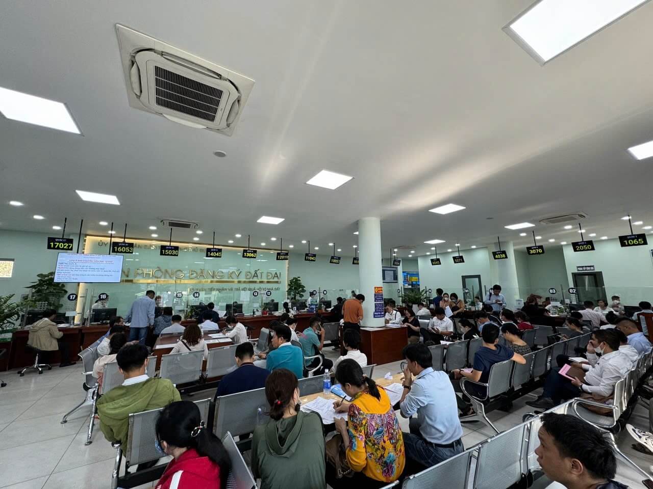 Chưa cần thiết thành lập Trung tâm giao dịch bất động sản?