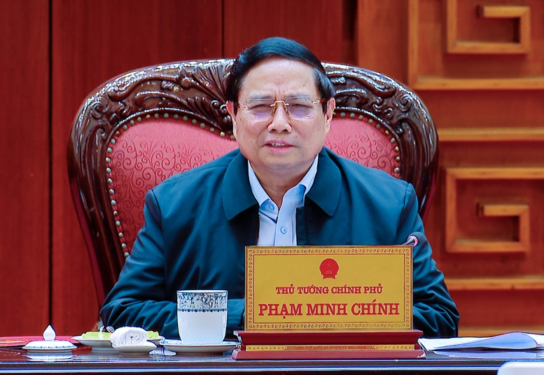 Thủ tướng: Cần có chính sách nhà ở cho người thu nhập trung bình