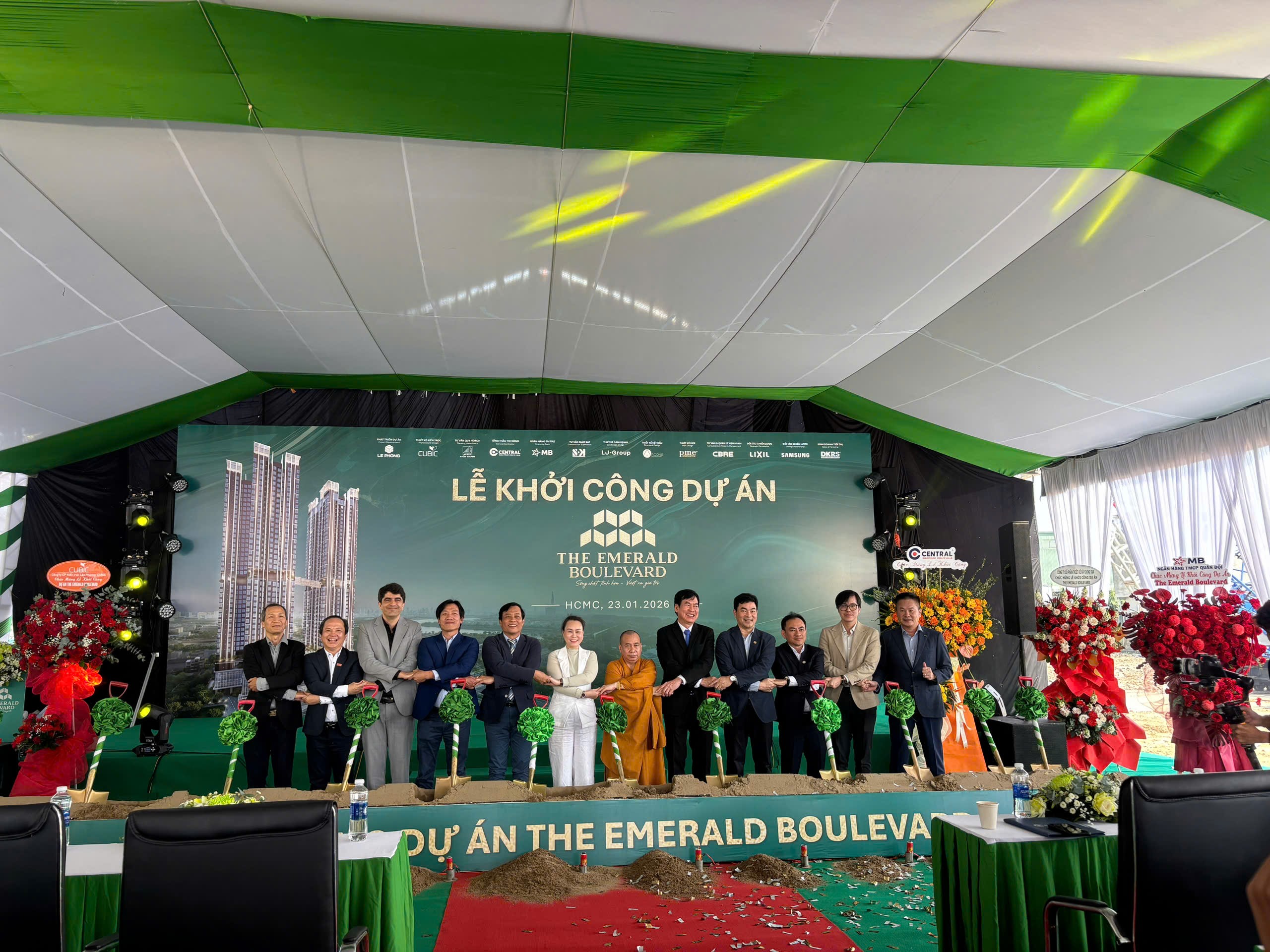 Mặt tiền QL 13 có thêm dự án cao cấp The Emerald Boulevard